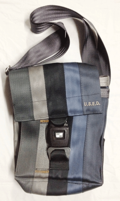 U.S.E.D. 5 Strap Tall Shoulder Bag-O Canada